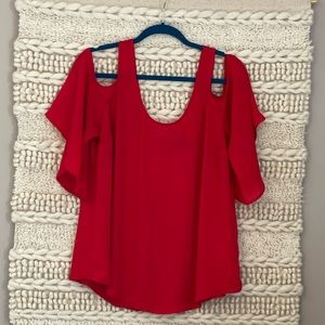 Torrid size 0/ 12/14 Cold should top. GUC